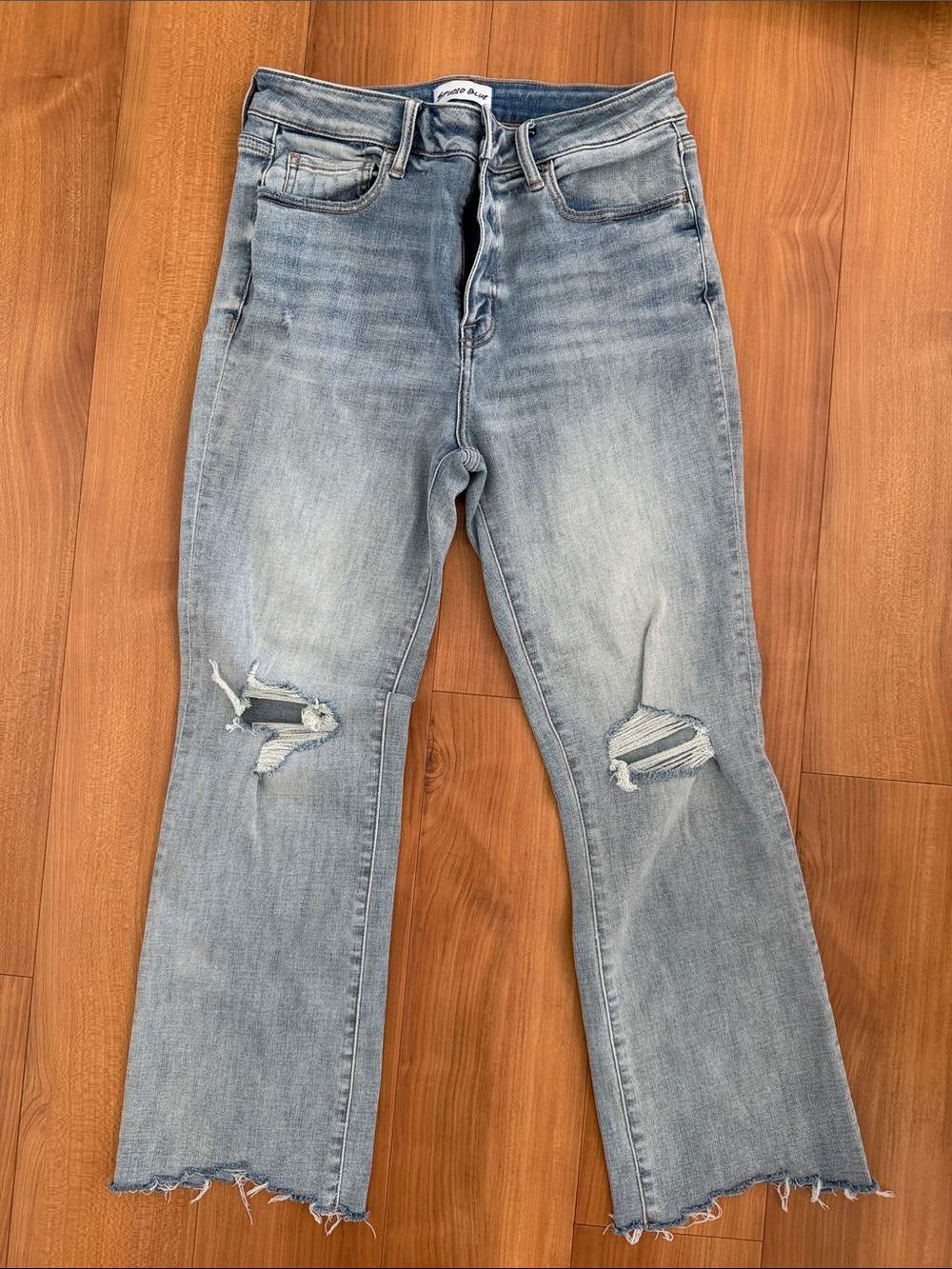 Studio Blue Light Wash Distressed Cropped Women's Jeans